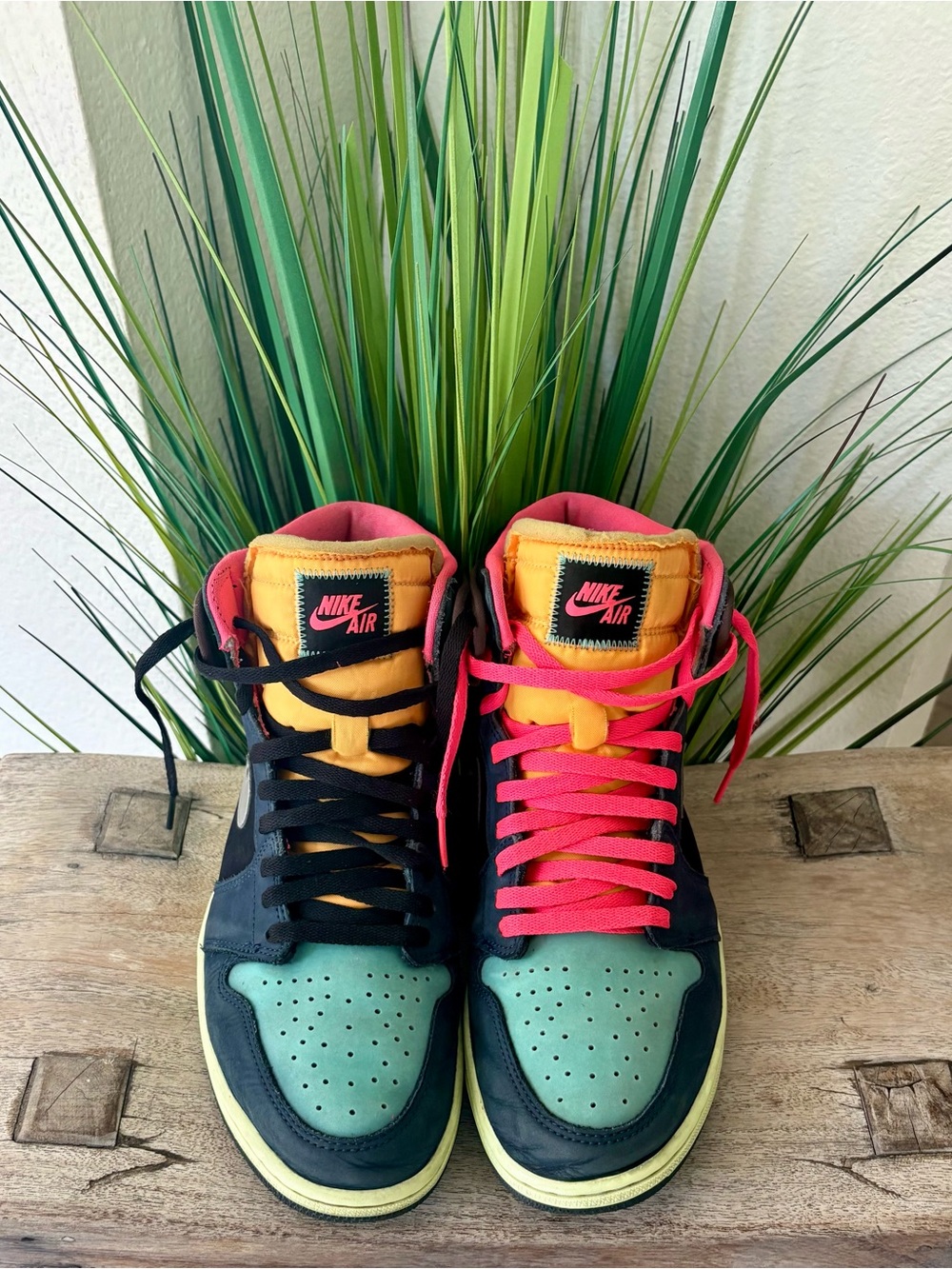 Air Jordan 1 Retro High Tokyo Bio Hack Sneakers - Picture 3 of 10